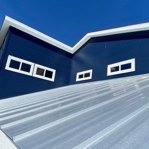 Balcones Roofing & Remodeling24-Gauge 1" Standing-Seam in Galvalume - Austin, Texas